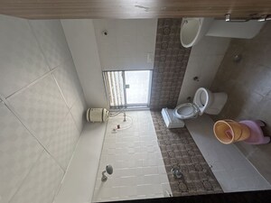 Washroom in 1 BHK Apartment at Electricity Board Area – for Rent