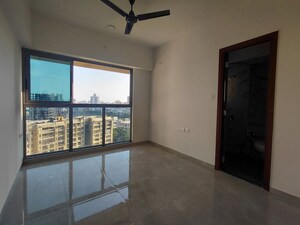Room in 2 BHK Apartment at Sheth Auris Bliss, Malad West – for Rent