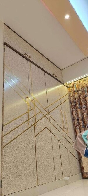 Staircase in 2.5 BHK Apartment at Neelkanth Greens, Manpada – for Rent