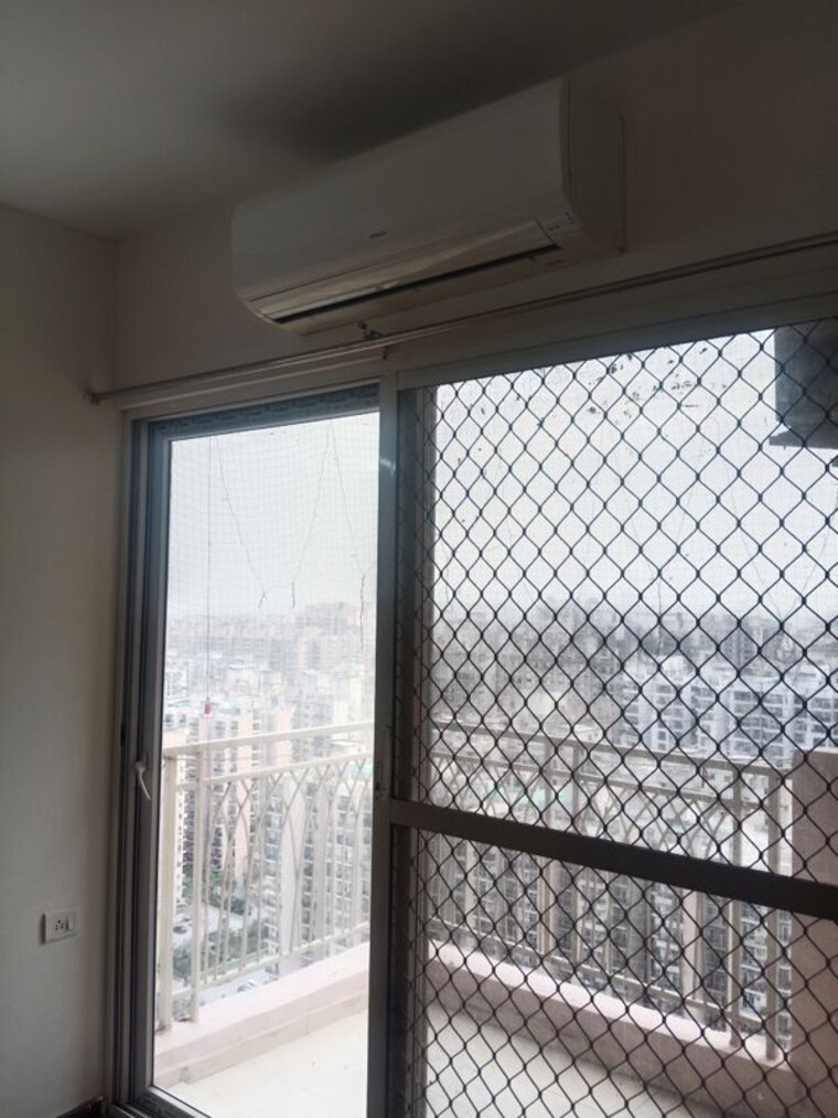 Room, mahagun-mywoods-ii 2 Bedroom 1000 Sq.Ft. Apartment In Sector 16c Greater Noida Greater Noida 10235210