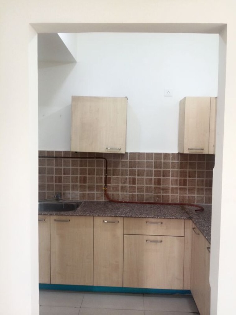 Kitchen, mahagun-mywoods-ii 2 Bedroom 1000 Sq.Ft. Apartment In Sector 16c Greater Noida Greater Noida 10235210