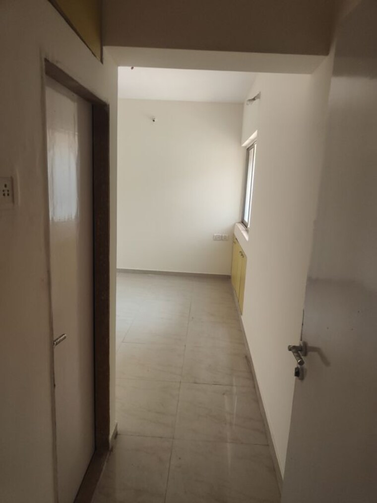 Room, avenue-global-city 2.5 Bedroom 737 Sq.Ft. Apartment In Virar West Palghar 10235217