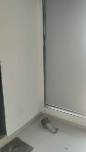 Room in  Office Space at Shivalik Shilp, Sanidhya – for Rent