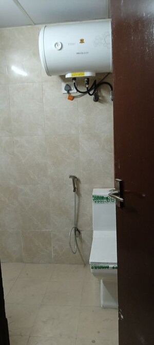 Bathroom in 3 BHK Apartment at Amrapali Heartbeat City, Sector 107 – for Rent