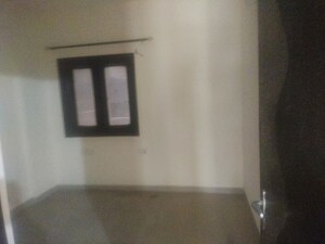 Room in 2.5 BHK Apartment at RPS Savana, Sector 88 – for Rent