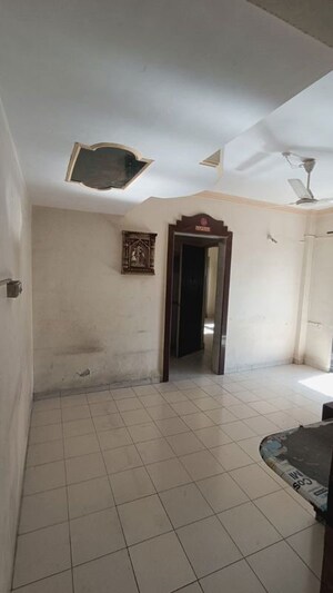 Room in 2 BHK Apartment at Vijay Nagari Annex, Waghbil – for Rent