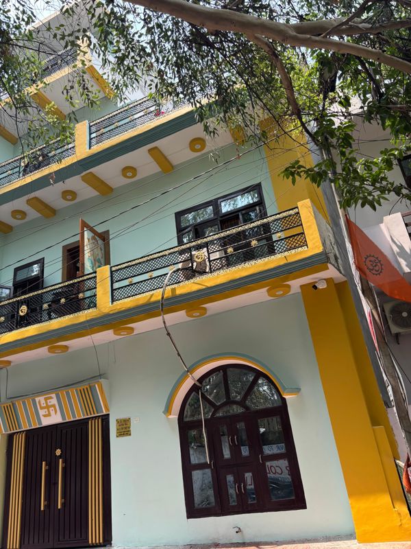 2 BHK Independent House For Rent in Kamta