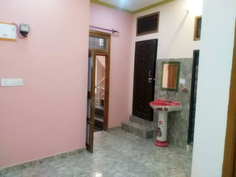 Room, kamta 2 Bedroom 1000 Sq.Ft. Independent House In Kamta Lucknow 10235244