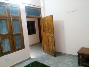 Room in 2 BHK Independent House at Kamta – for Rent
