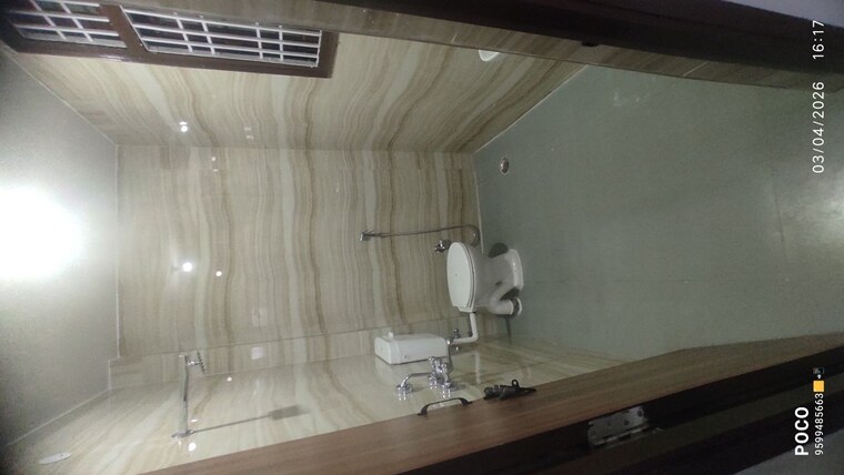 Bathroom, kishangarh 1 Bedroom 550 Sq.Ft. Builder Floor In Kishangarh Delhi 10231802