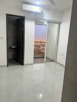 Room in 3 BHK Apartment at Goel Ganga Serio E F Building, Kharadi – for Rent