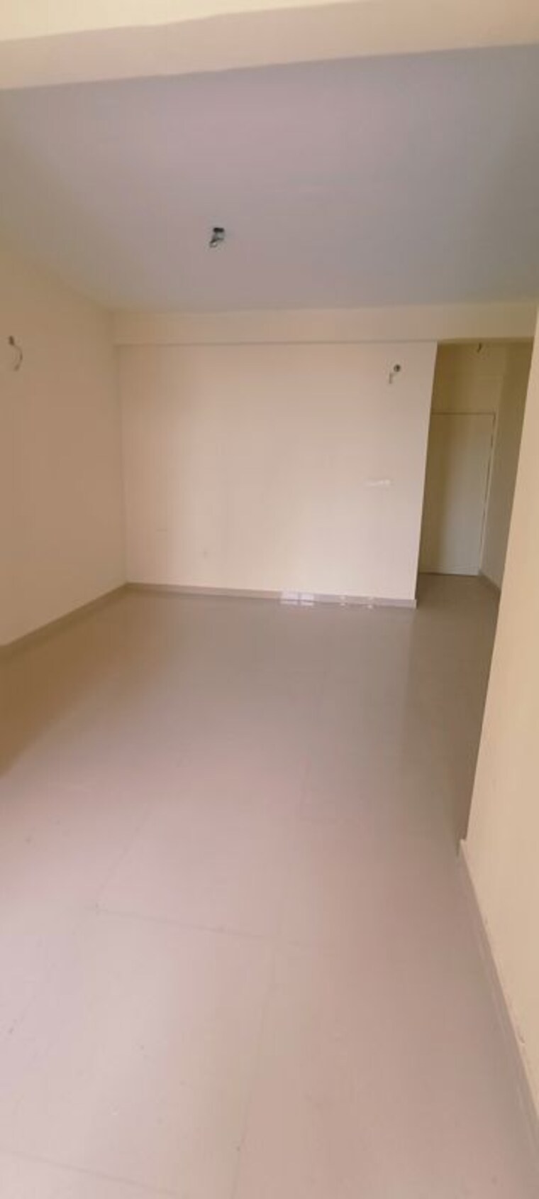 Hall, pyramid-midtown 2 Bedroom 800 Sq.Ft. Apartment In Sector 59 Gurgaon 10235278