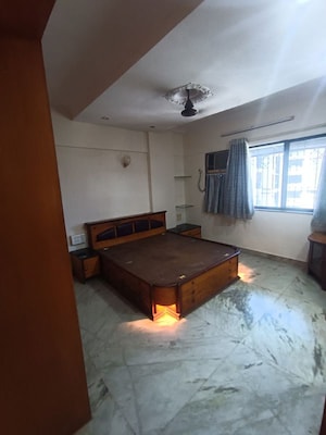Bedroom in 3 BHK Apartment at Vikas Park CHS, Malad West – for Rent