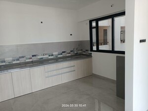 Room in 2 BHK Apartment at Unique Youtopia, Kharadi – for Rent