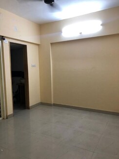 Apartment For Rent in Kunal Icon