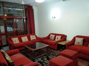 2 BHK Builder Floor For Rent in Kailash Colony