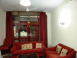 Living Room in 2 BHK Builder Floor at Kailash Colony – for Rent