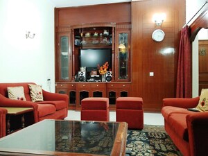 Living Room in 2 BHK Builder Floor at Kailash Colony – for Rent