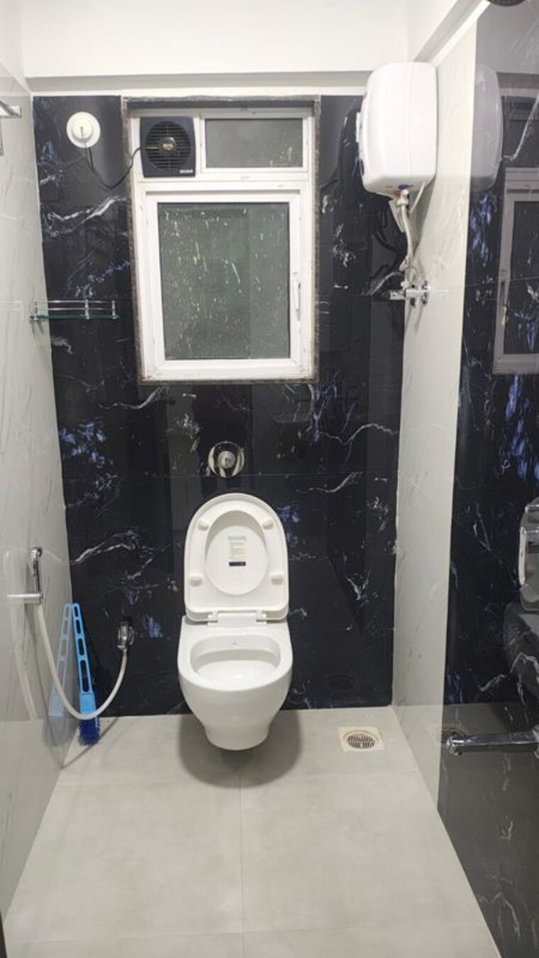 Bathroom, ameya-eastern-heights-chs 1.5 Bedroom 565 Sq.Ft. Apartment In Chunabhatti Mumbai 10235324