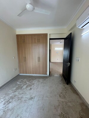 Room in 4 BHK Builder Floor at Ansal API Esencia, Sector 67 – for Sale