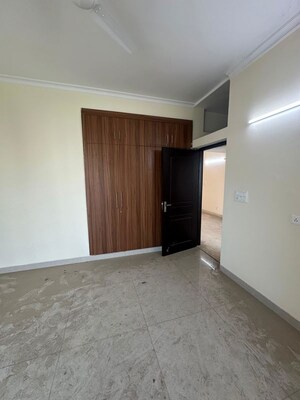 Room in 4 BHK Builder Floor at Ansal API Esencia, Sector 67 – for Sale