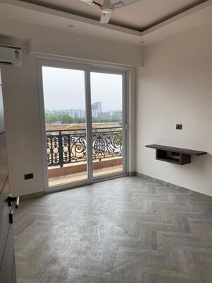 Room in 4 BHK Builder Floor at Ansal API Esencia, Sector 67 – for Sale