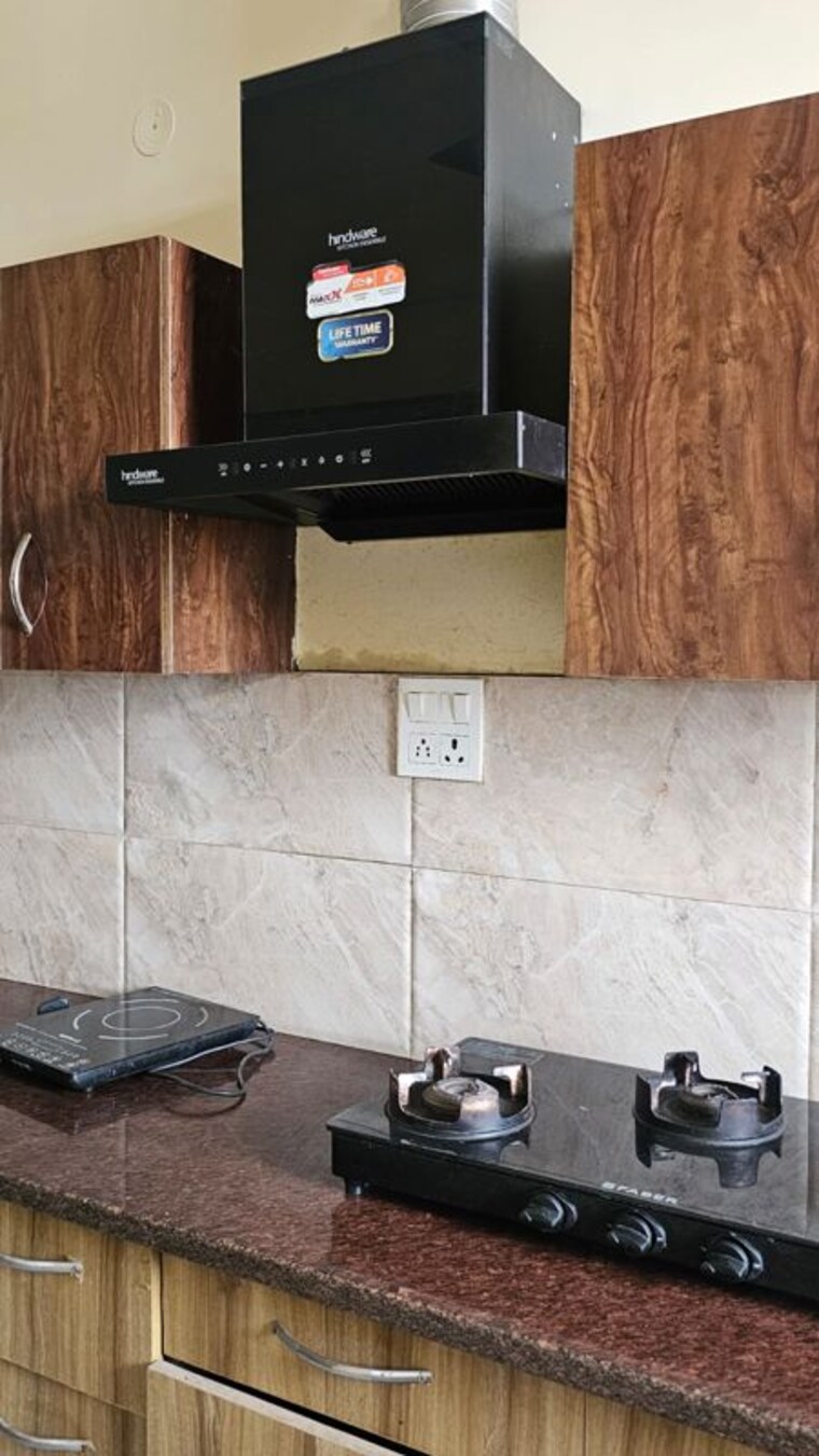 undefined, shimla bypass road 3 Bedroom 2300 Sq.Ft. Builder Floor In Shimla Bypass Road Dehradun 10235357