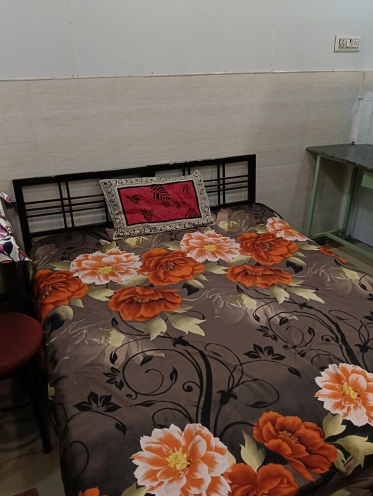 Bedroom, gomti nagar 1 RK 400 Sq.Ft. Apartment In Gomti Nagar Lucknow 10235361