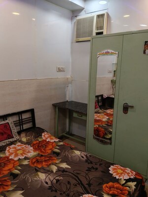 Bedroom in 1 RK Apartment at Gomti Nagar – for Rent