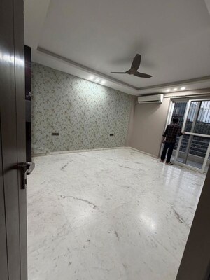 Balcony in 6+ BHK Independent House at Ansal API Esencia, Sector 67 – for Sale