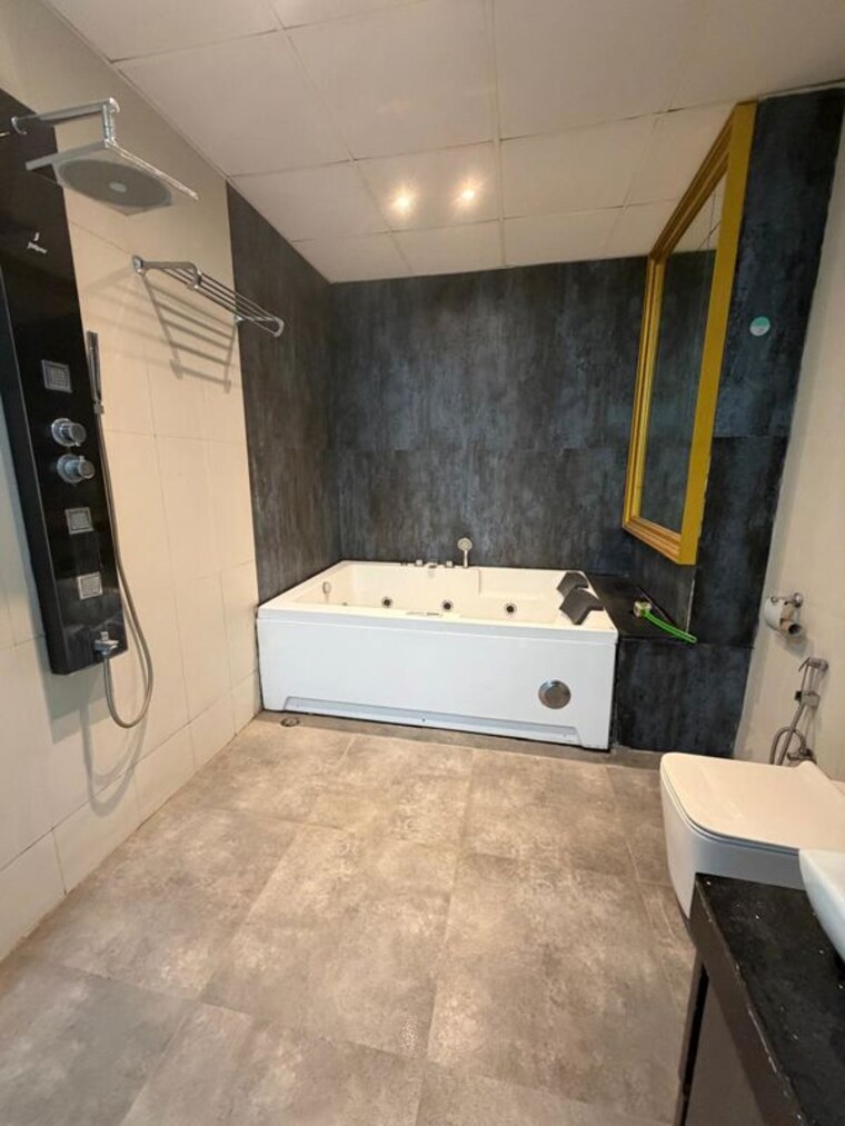 Master Bedroom, ansal-api-esencia 6+ Bedroom 300 Sq.Yd. Independent House In Sector 67 Gurgaon 10235362