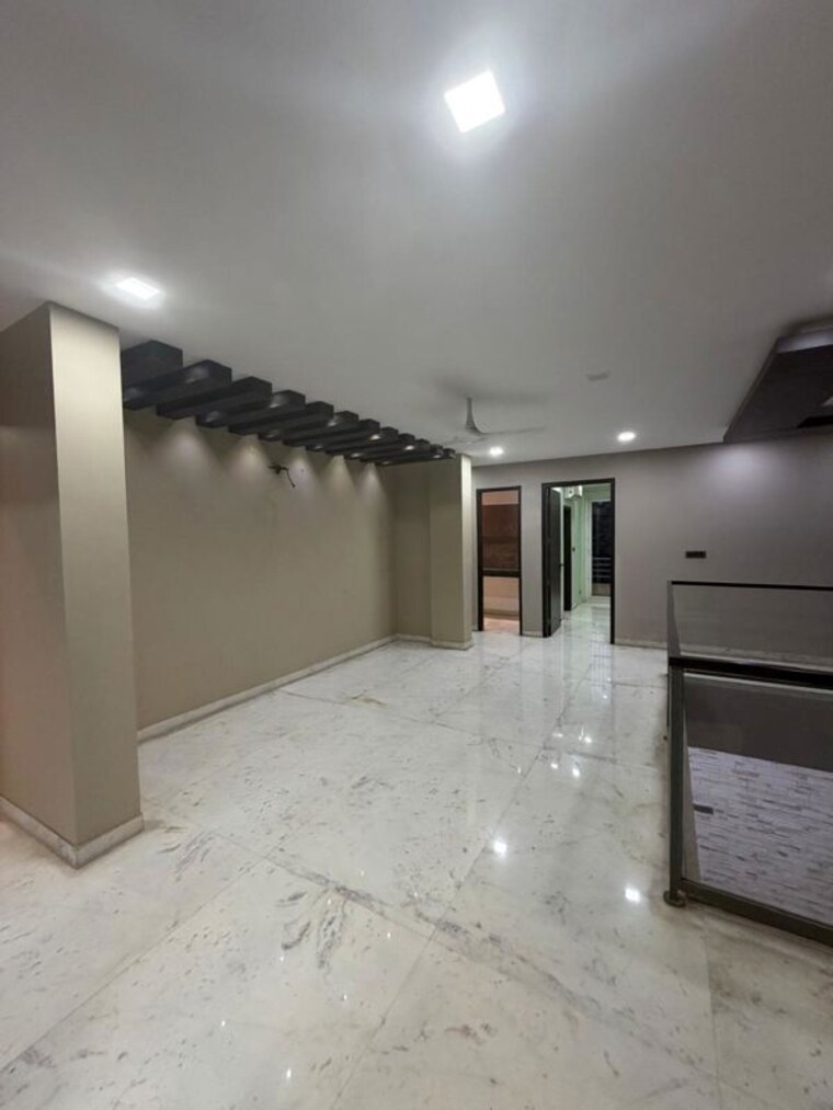 Room, ansal-api-esencia 6+ Bedroom 300 Sq.Yd. Independent House In Sector 67 Gurgaon 10235362