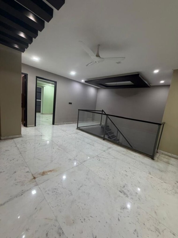Room, ansal-api-esencia 6+ Bedroom 300 Sq.Yd. Independent House In Sector 67 Gurgaon 10235362