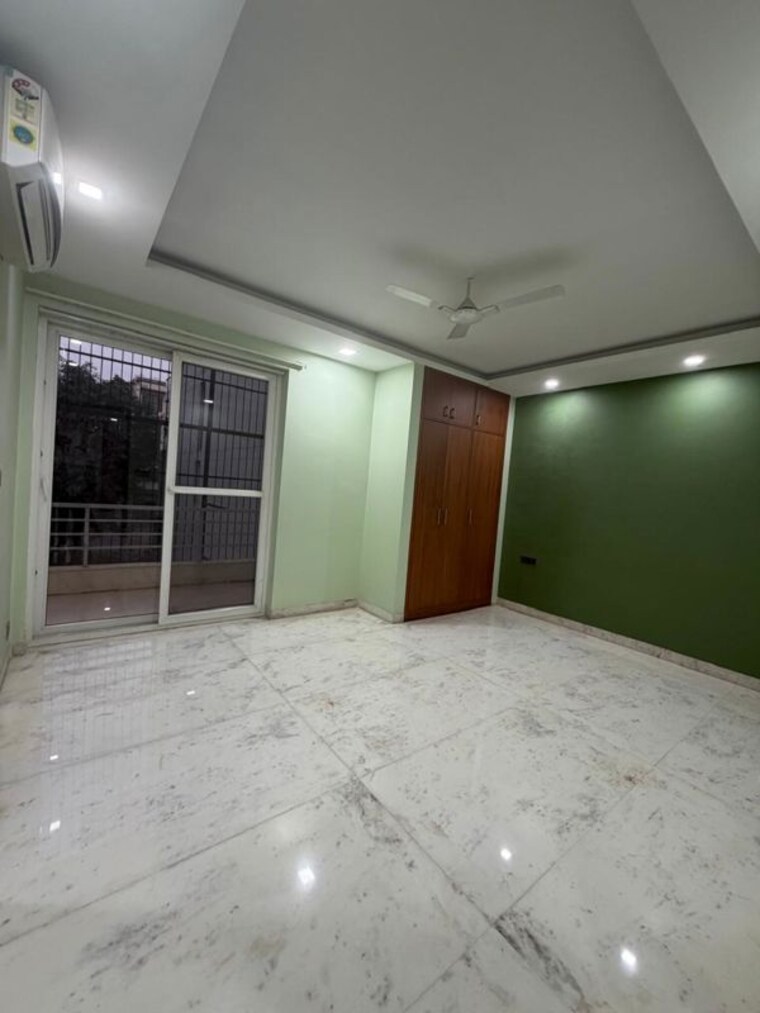 Room, ansal-api-esencia 6+ Bedroom 300 Sq.Yd. Independent House In Sector 67 Gurgaon 10235362