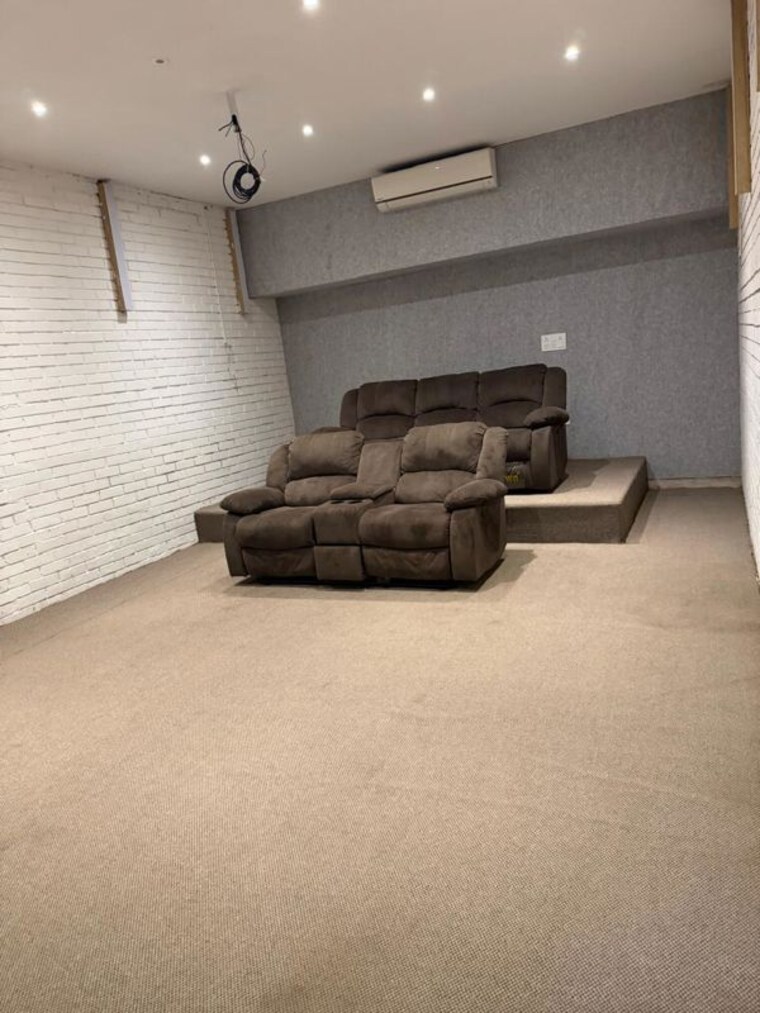 Master Bedroom, ansal-api-esencia 6+ Bedroom 300 Sq.Yd. Independent House In Sector 67 Gurgaon 10235362