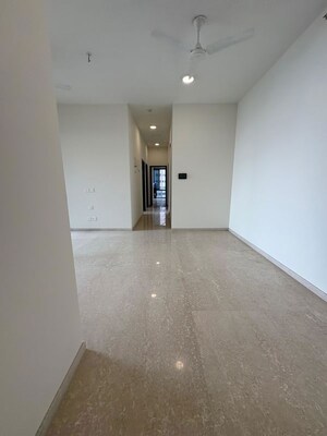 Room in 3 BHK Apartment at Piramal Mahalaxmi, Mahalaxmi – for Rent