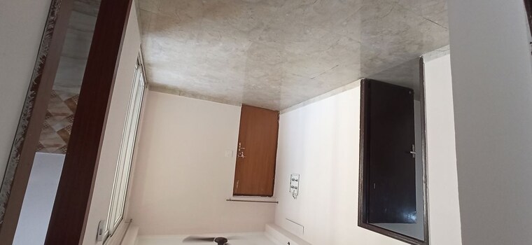 Room, amrapali-golf-homes 2.5 Bedroom 945 Sq.Ft. Apartment In Sector 4 Greater Noida Greater Noida 10235372