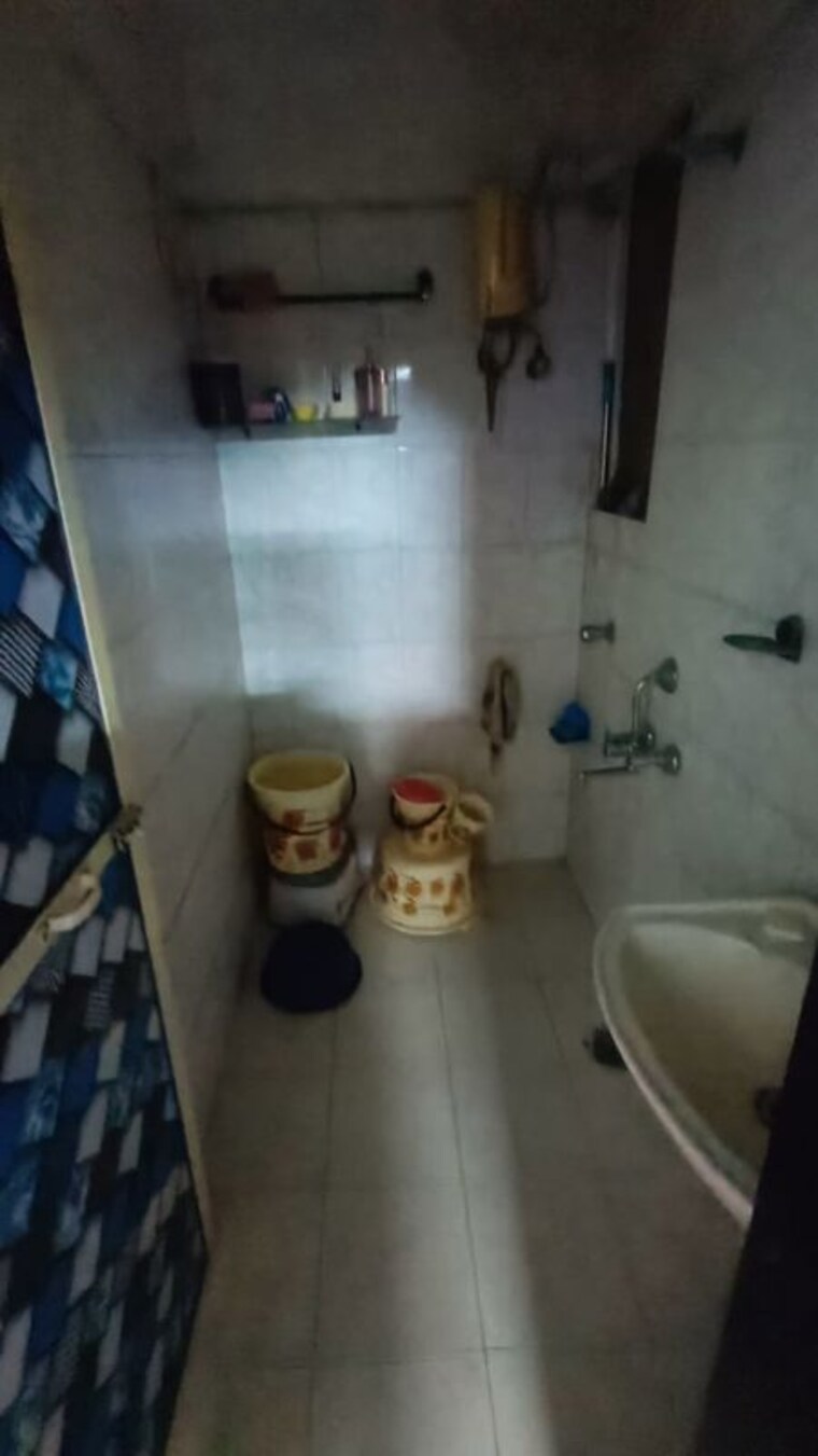 Bathroom, keshav-kunj-vashi 1 Bedroom 475 Sq.Ft. Apartment In Vashi Sector 30a Navi Mumbai 10235367