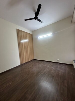 Room in 3.5 BHK Apartment at BPTP Park Elite Premium, Sector 84 – for Sale