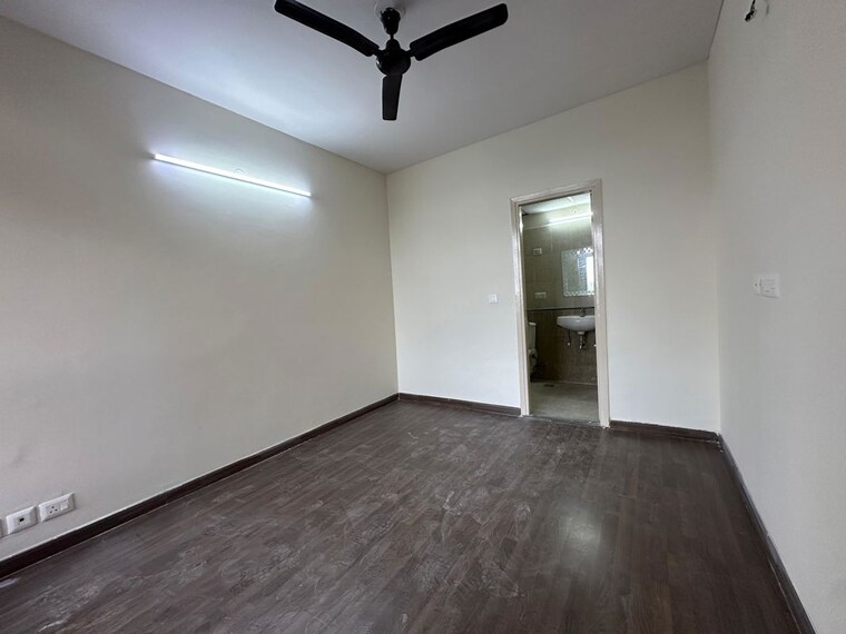 Room, bptp-park-elite-premium 3.5 Bedroom 1235 Sq.Ft. Apartment In Sector 84 Faridabad 10235383