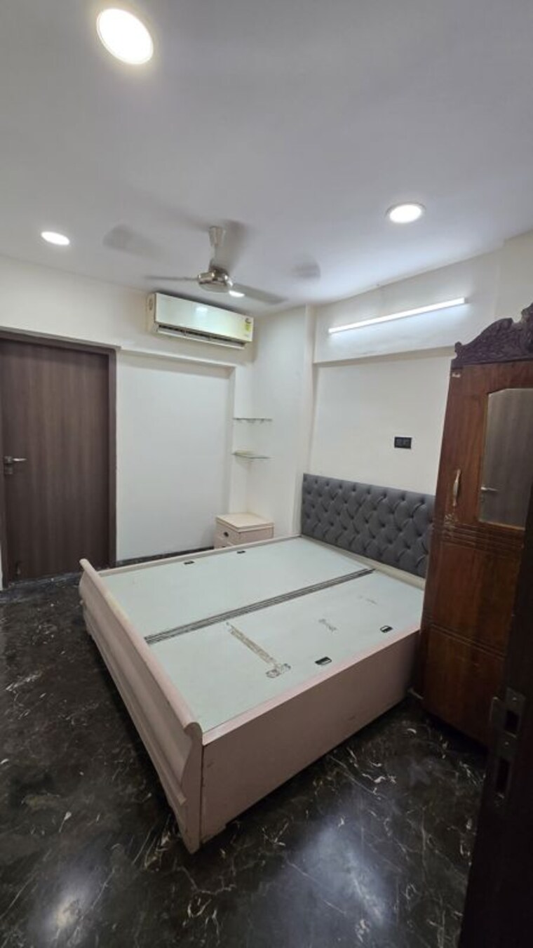 Bedroom, manju-tower-chs 2 Bedroom 750 Sq.Ft. Apartment In Andheri West Mumbai 10235392