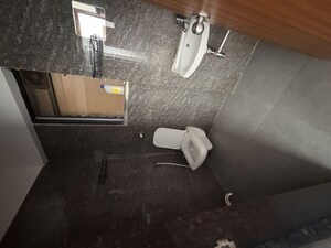 Bathroom in 1 BHK Apartment at Pant Nagar – for Rent