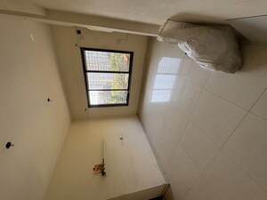 Furnished Amenities in 1 BHK Apartment at Pant Nagar – for Rent