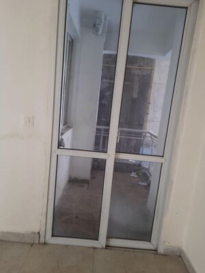 Building Lobby in 3 BHK Apartment at SDS NRI Residency Omega II, Omega Ii Greater Noida – for Rent