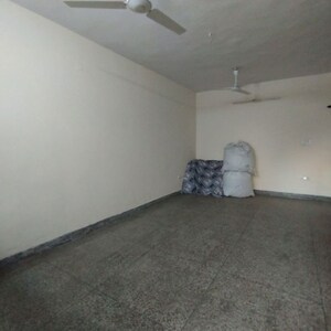 Room in 2.5 BHK Independent House at Sector 19 – for Rent