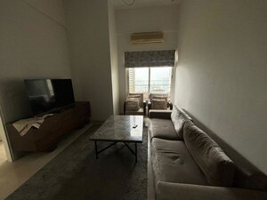 3 BHK Apartment For Rent in Indiabulls Sky Forest, Lower Parel