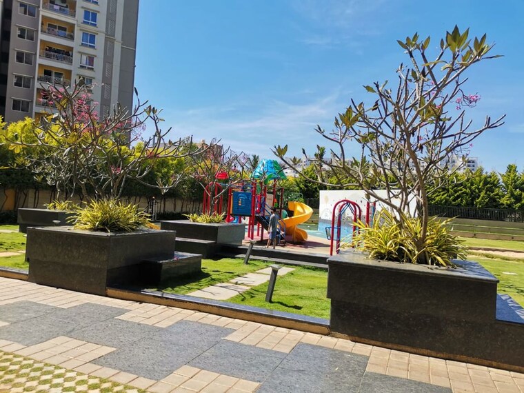 Exterior View, prestige-park-grove 3.5 Bedroom 1960 Sq.Ft. Apartment In Whitefield Bangalore 10235434