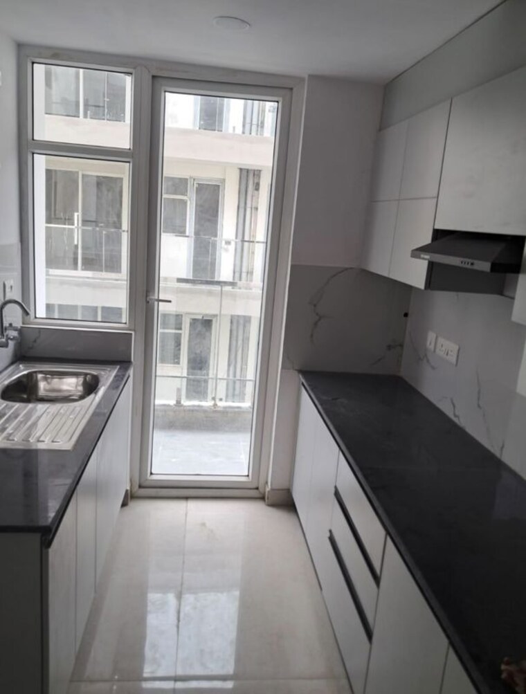 Balcony, nimbus-the-express-park-view-ii 2 Bedroom 1292 Sq.Ft. Apartment In Chi V Greater Noida Greater Noida 10235436
