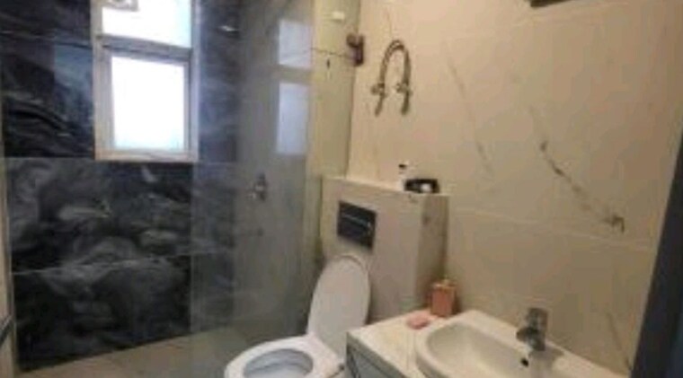 Bathroom, omaxe-the-palace 3 Bedroom 1700 Sq.Ft. Apartment In Gomti Nagar Lucknow 10235440