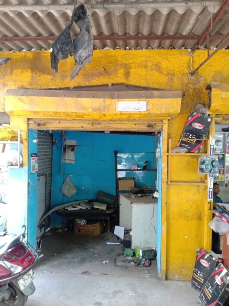 Exterior View, mayur vihar Commercial Shop 100 Sq.Ft. In Mayur Vihar Delhi 10235452